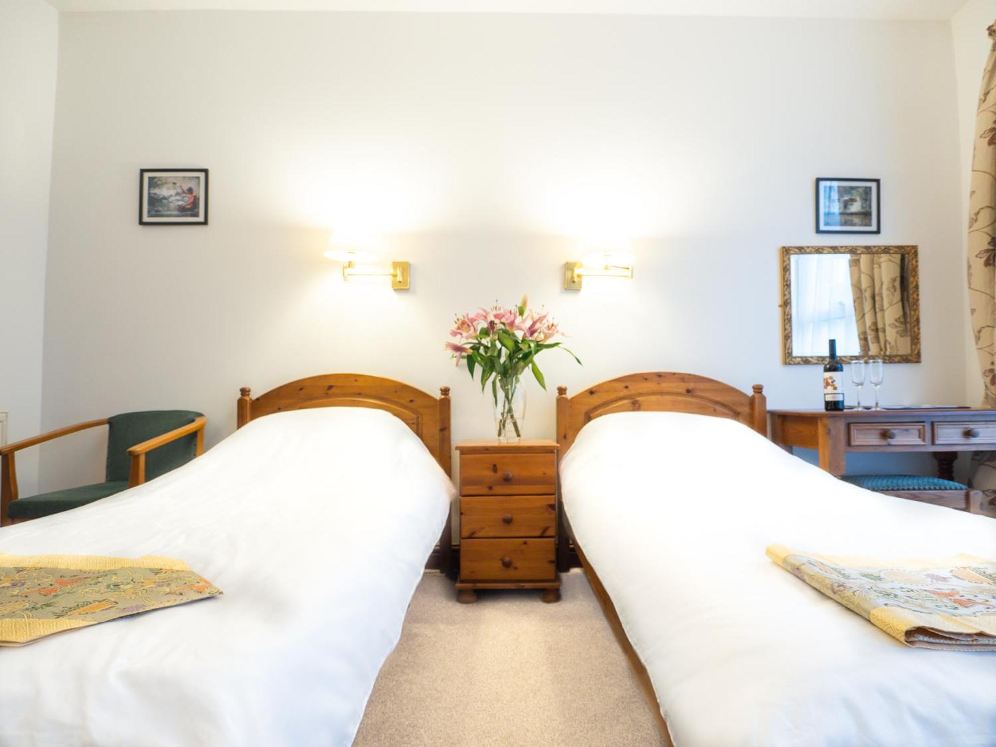 Garden Hotel 3*